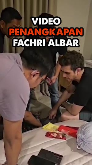Video Detik-detik Fachri Albar Ditangkap Polisi Terkait Narkotika