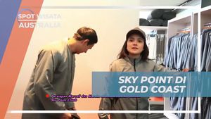 Mendaki ke Puncak Gedung Tertinggi di Gold Coast, Australia