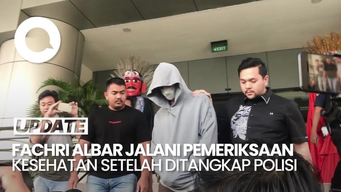 Video: Momen Fachri Albar Digiring Penyidik untuk Pemeriksaan Kesehatan