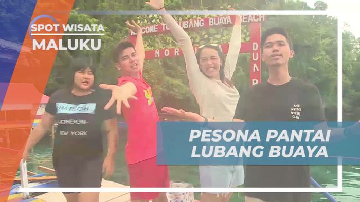 Mengagumi Pesona Pantai Lubang Buaya di Maluku