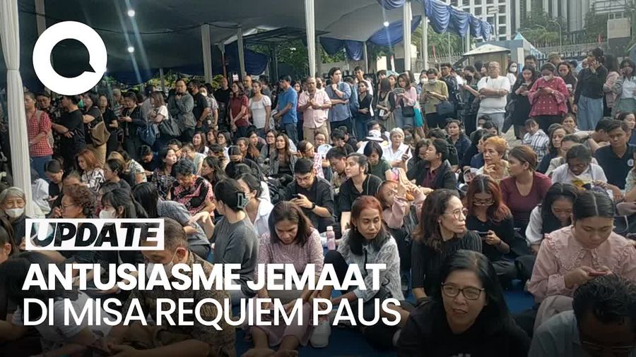 Video: Katedral Ramai Jelang Misa Requiem Paus Fransiskus, Jemaat Lesehan