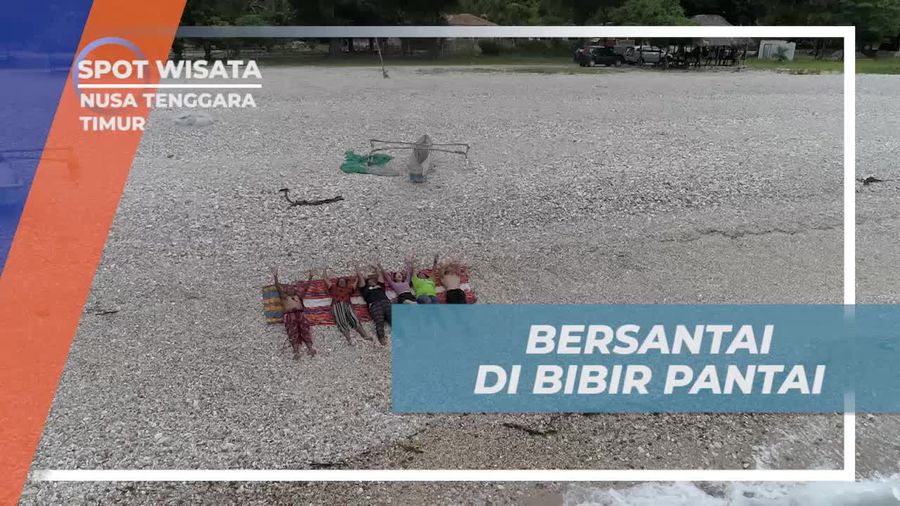 Bersantai Menikmati Keindahan Alam di Bibir Pantai Kolbano, Nusa Tenggara Timur