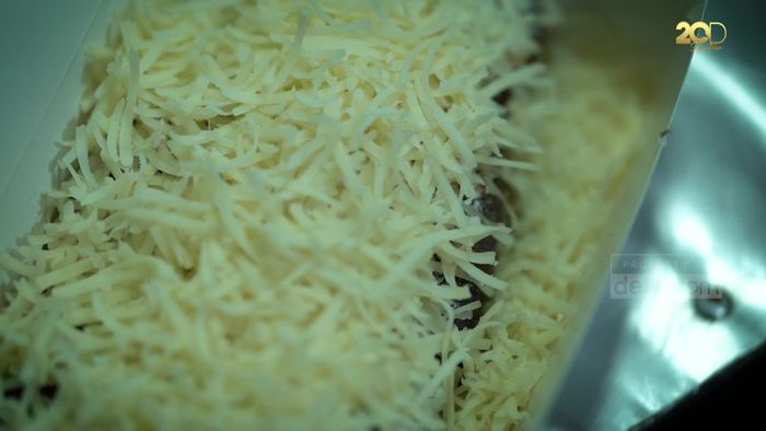 Manisnya Kue Balok Lumer dan Pho Real Khas Vietnam