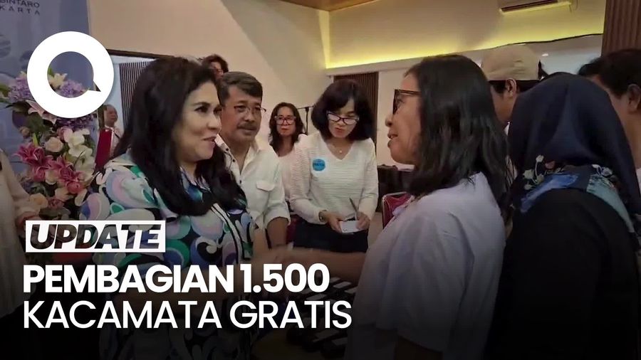 Video: Shinta Sirait Bagikan Ribuan Kacamata Gratis