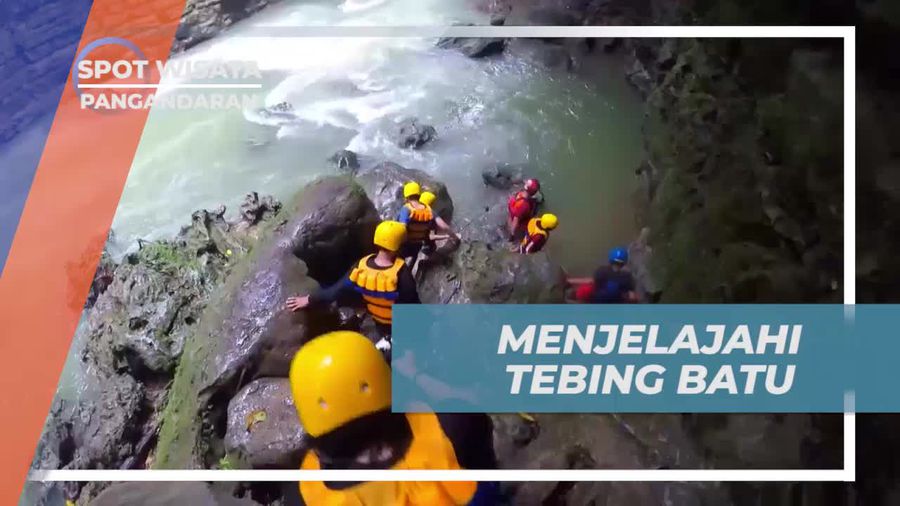 Menelusuri Tebing Batu Menarik di Green Canyon, Pangandaran