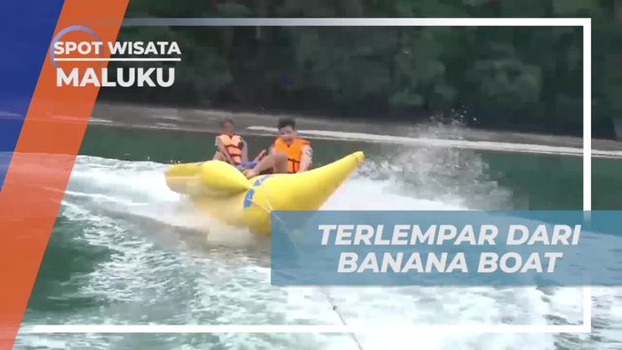 Bersenang-senang Namun Terjatuh dari Banana Boat di Pantai Natsepa, Maluku