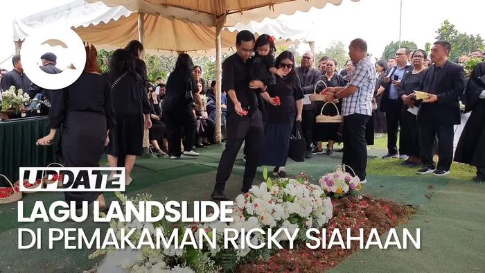 Video: Ricky Siahaan Sempat Wasiatkan Lagu Landslide Iringi Pemakamannya