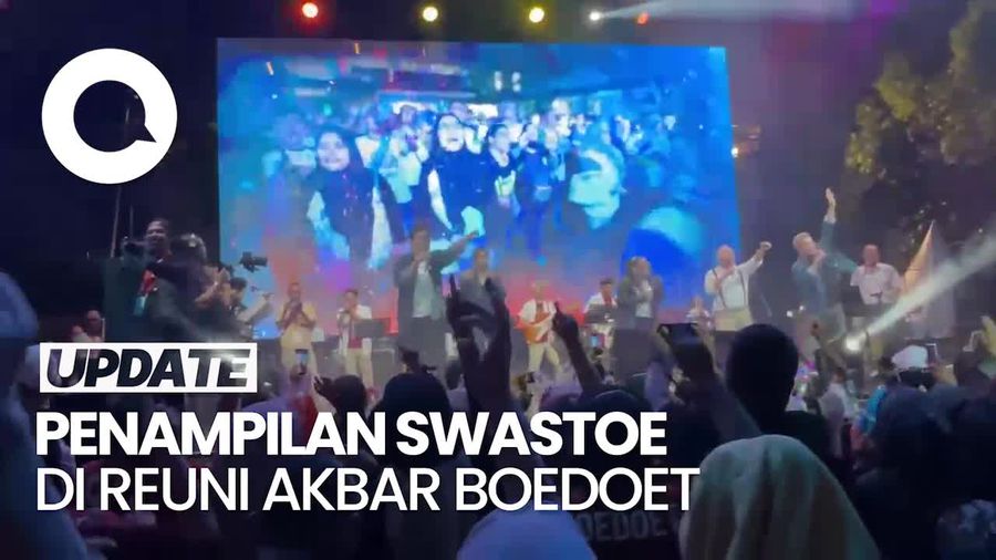 Video: Kemeriahan Nyanyi Bareng Swastoe di Reuni SMAN 1 Boedoet di Tengah Hujan