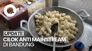 Video: Viral Cimol Mang Iyan di Bandung, Punya Bumbu Anti Mainstream