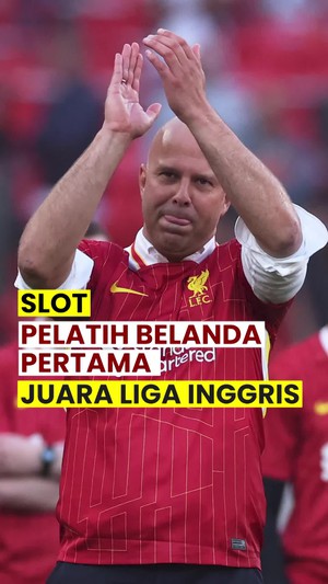 Video Arne Slot Pelatih Belanda Pertama Juara Liga Inggris: Istimewa!