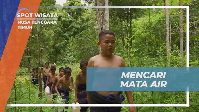 Ambil Air Bersih Bersama Anak-Anak Desa di Nusa Tenggara Timur