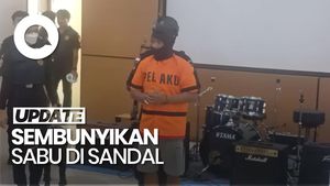 Video: Pria Madura Ditangkap di Bandara Batam, Sembunyikan Sabu di Sandal