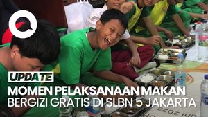 Video: Saat Siswa SLBN 5 Jakarta Saling Pinjamkan Alat Makan untuk MBG