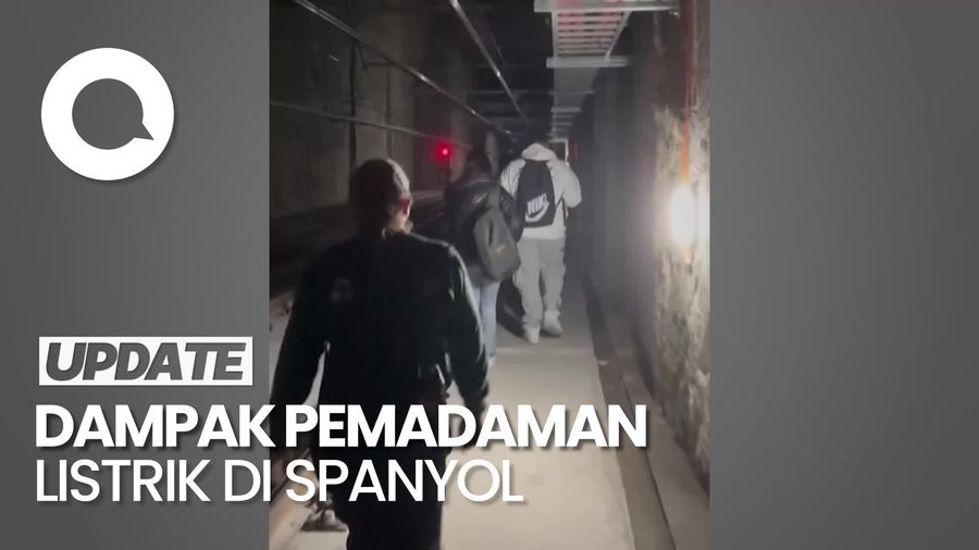 Video: Momen Penumpang Kereta di Madrid Terlantar Imbas Pemadaman Massal