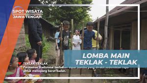 Mengadakan Lomba Menarik Teklak - Teklak, Jawa Tengah