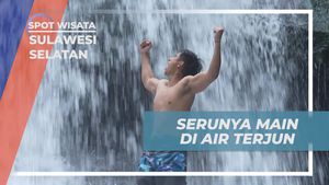 Berserunya Momen Bermain di Air Terjun Lacolla, Sulawesi Selatan