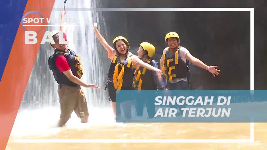 Singgah dan Menyegarkan Diri Di Air Terjun Ubud Bali