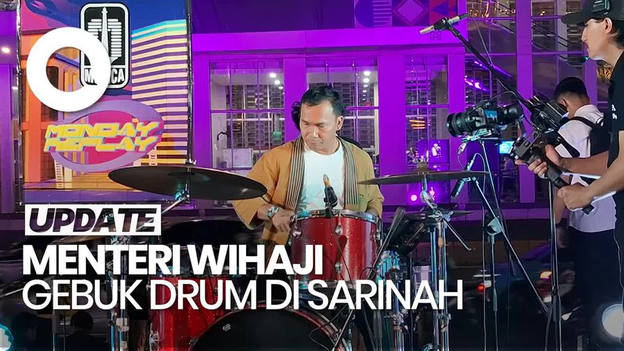 Video: Aksi Menteri Wihaji Gebuk Drum di detikSore On Location