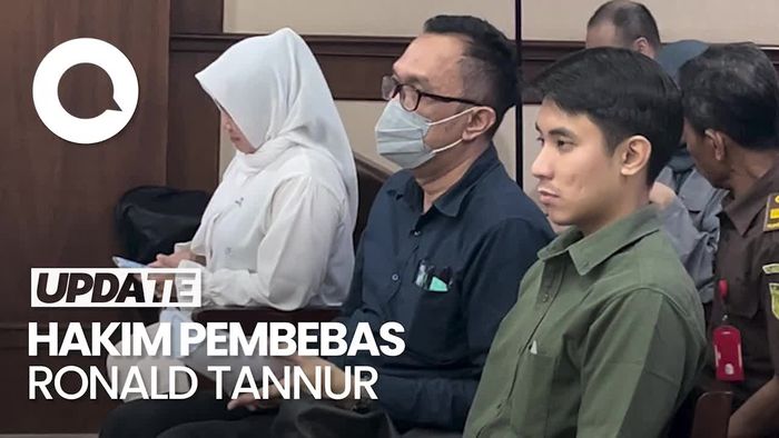Video Cerita Heru Ditemui Sesama Hakim Pembebas Tannur Usai Sidang