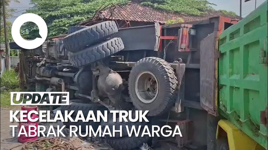 Video: Truk Tronton Tabrak 2 Rumah di Sidoarjo, Sopir Diduga Ngantuk