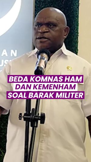 Video Komnas HAM Nilai Barak Militer Tak Tepat, Menteri HAM Bilang Begini