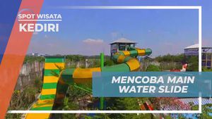 Mencoba Sensasi Berkendara di Water Slide Gumul Paradise, Kediri