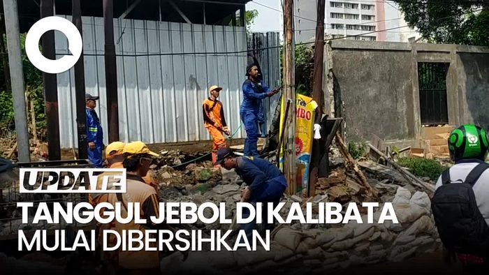 Video Situasi Terkini Tanggul Jebol di Kalibata: Puing-puing Dibersihkan