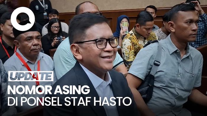 Video: Momen Jaksa Cecar Nama Sri Rejeki Hastomo di Ponsel Staf Hasto