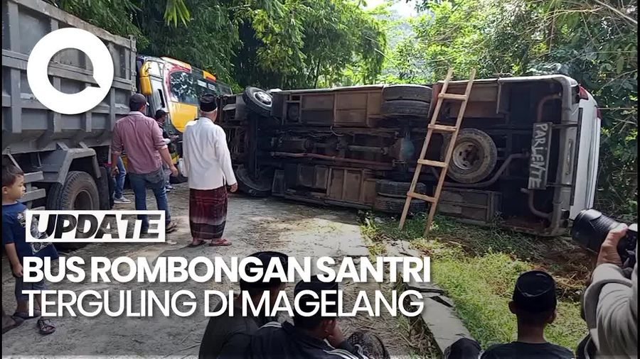 Video: Bus Rombongan Santri Terguling saat Melewati Jalan Menanjak di Magelang