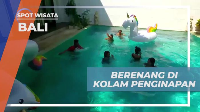 Berenang Ceria di Kolam Villa yang Menawan di Bali