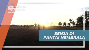 Menelusuri Keindahan Senja di Pantai Nembrala, Nusa Tenggara Timur