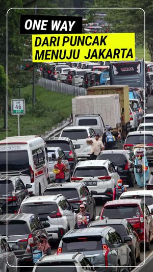 Video: Lalin Sempat Padat, One Way Puncak Menuju Jakarta Berlaku Siang Ini