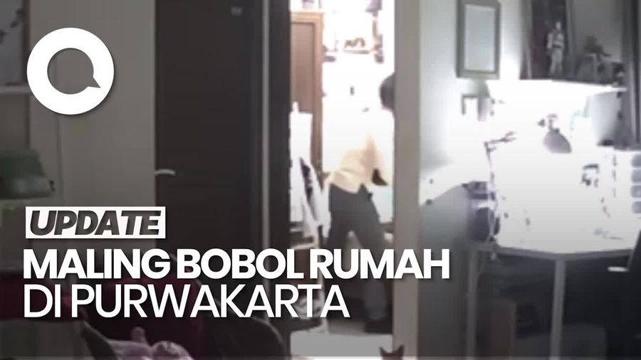 Video: Terekam CCTV! Maling Bobol Rumah di Purwakarta, Gasak Emas-Uang