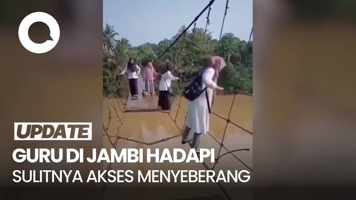 Video Perjuangan Guru Merangin Seberangi Jembatan Gantung dengan Berpijak di Tali