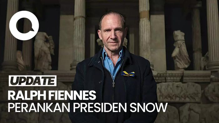 Video Ralph Fiennes Jadi Presiden Snow di Film Baru The Hunger Games