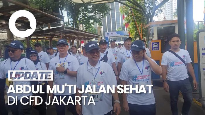 Video: Momen Abdul Muti Jalan Sehat untuk Peringati Hardiknas 2025