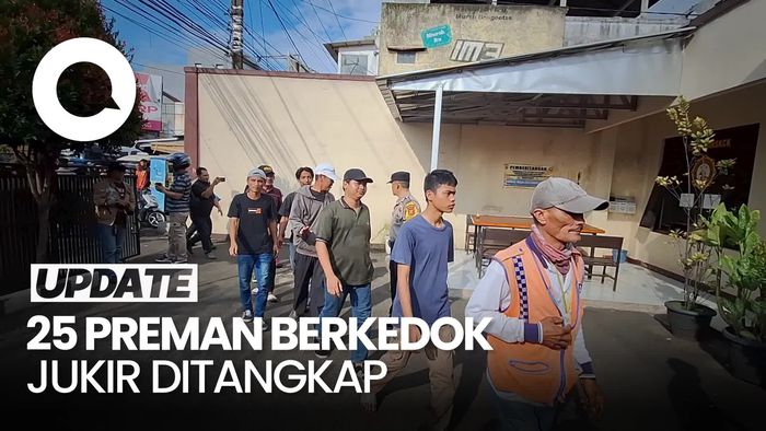 Video Momen 25 Preman Berkedok Jukir di Bandung Digaruk Polisi