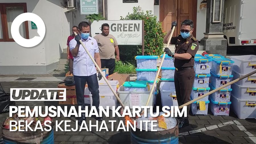 Video: Melihat Pemusnahan Puluhan Ribu Kartu SIM Bekas Kejahatan Skimming
