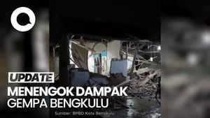 Video: Melihat Dampak Gempa M 6,3 Bengkulu, 100 Bangunan Rusak