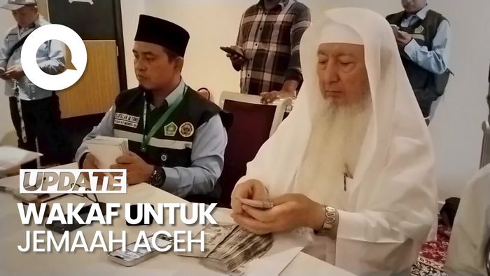 Video Full Senyum, Jemaah Aceh Terima Wakaf 2.000 Riyal dari Baitul Asyi