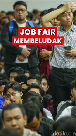Video: Job Fair di Cikarang Membeludak, Sejumlah Pelamar Pingsan