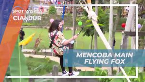  Menguji Nyali dengan Main Flying Fox di Cianjur yang Tinggi dan Menantang  