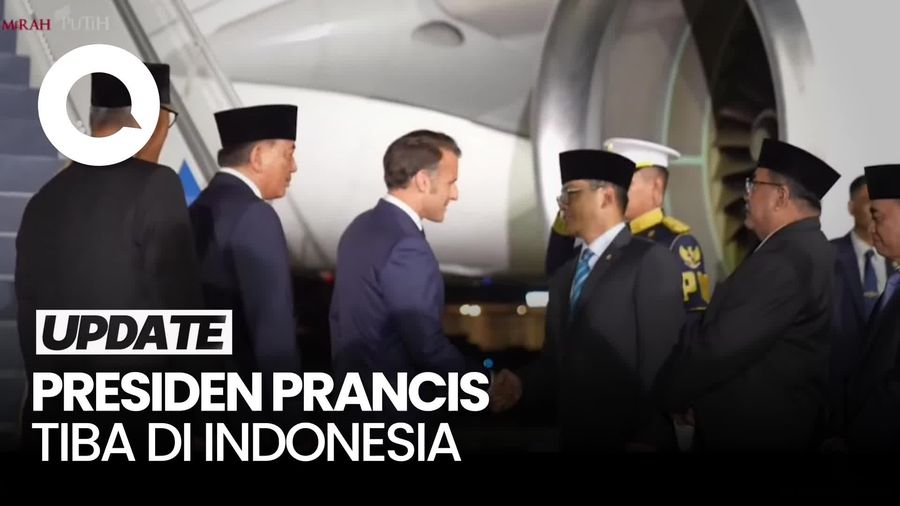 Video: Presiden Prancis Emmanuel Macron Tiba di RI, Disambut Menhan-Menlu