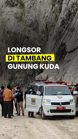 Video Detik-detik Longsor Tambang Gunung Kuda Cirebon