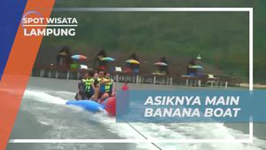 Menaklukkan Ombak Seru dengan Banana Boat di Lampung