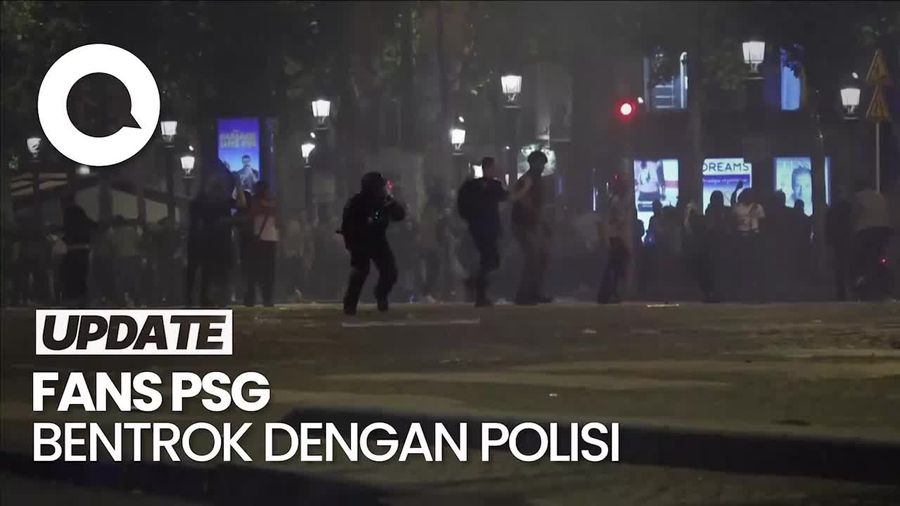 Video Rusuh! Fans Bakar Mobil Dekat Markas PSG, Polisi Tembakkan Gas Air Mata