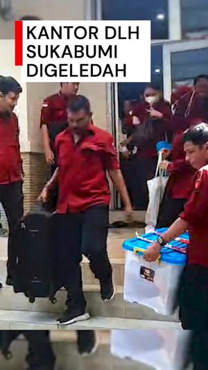 Video Kejari Geledah Kantor DLH Sukabumi, Sita 50 Dokumen-Laptop