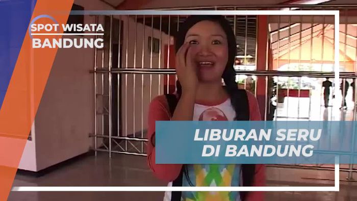 Berlibur Seru dan Mencari Penggemar di Stasiun Bandung