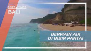 Bermain Air di Pantai Putih yang Eksotis, Bali