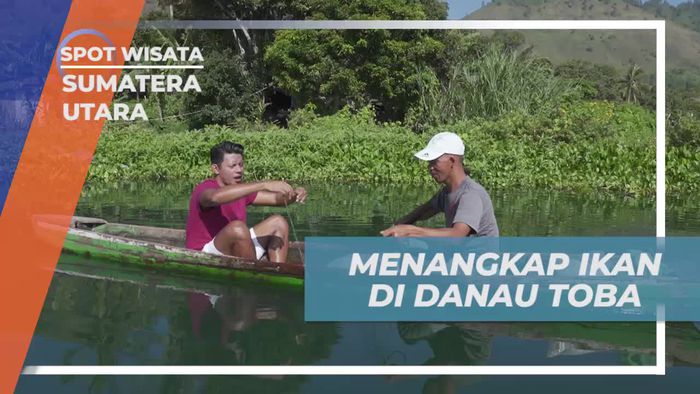 Menangkap Ikan Tradisional di Danau Toba Sumatera Utara